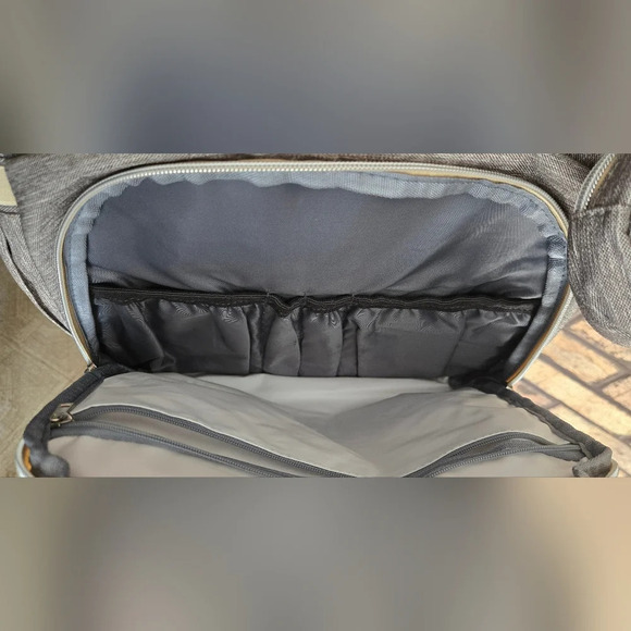 NWOT convertible diaper bag to bassinet - Picture 4 of 16